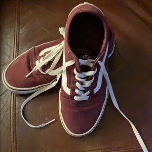 Van’s Women’s Ward Sneaker